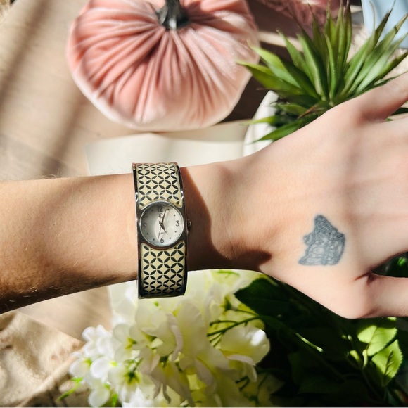 NEW CC Geo Cuff Watch - Picture 11 of 11